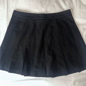 ARITZIA SUNDAY BEST BLACK PLEATED SKIRT